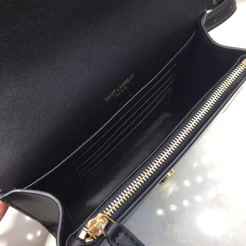 Amelia - YSL Bag - 2942