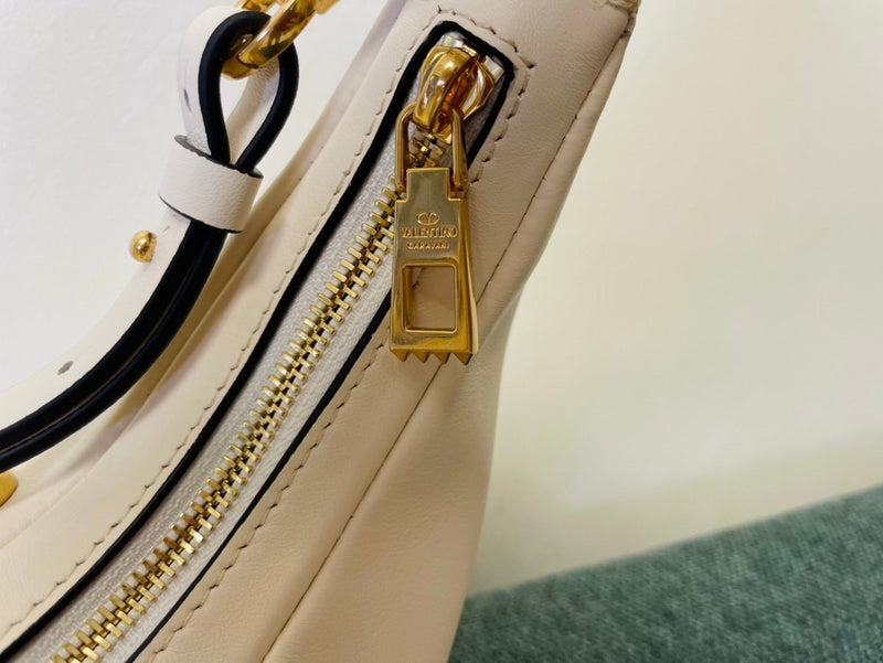 Amelia's Bag Gallery - VEL Bags - 1220