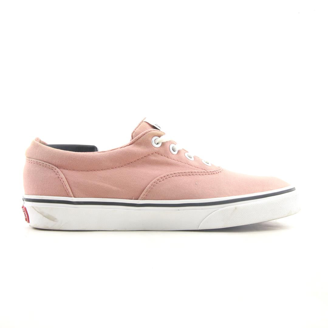 VANS AUTHENTIC