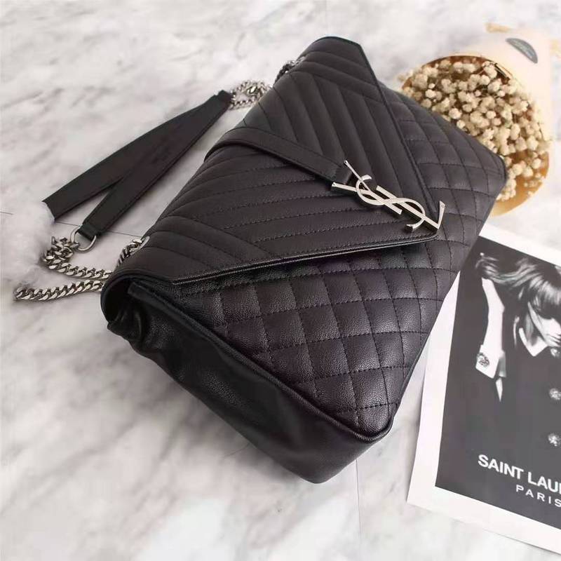 Amelia - YSL Bag - 2808
