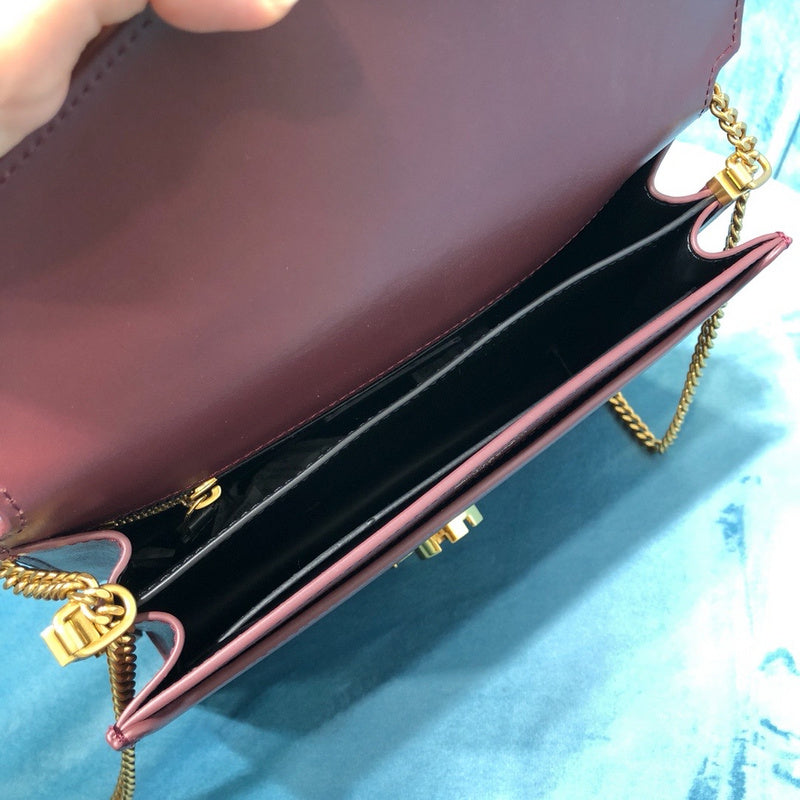 Amelia - YSL Bag - 2272