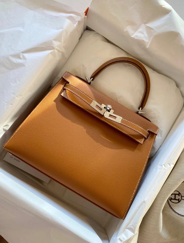 Amelia - HMS Bags - 1775