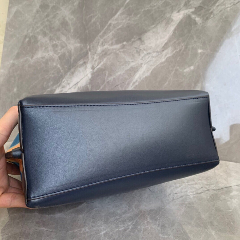 Amelia- CAH Bags - 823