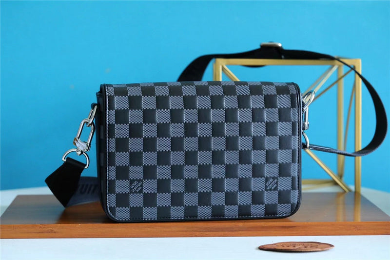 Fan Fashion Lu-Vi bags - 10273