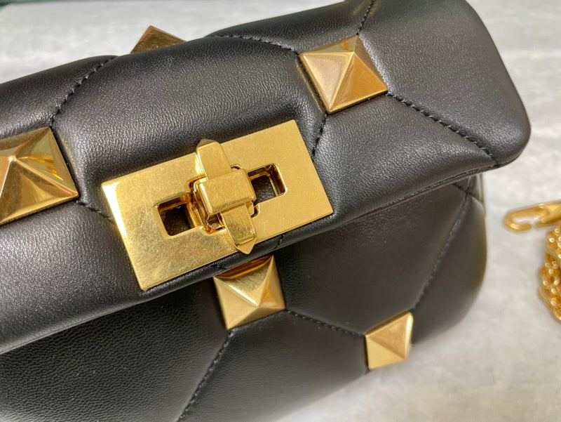 Amelia's Bag Gallery - VEL Bags - 210