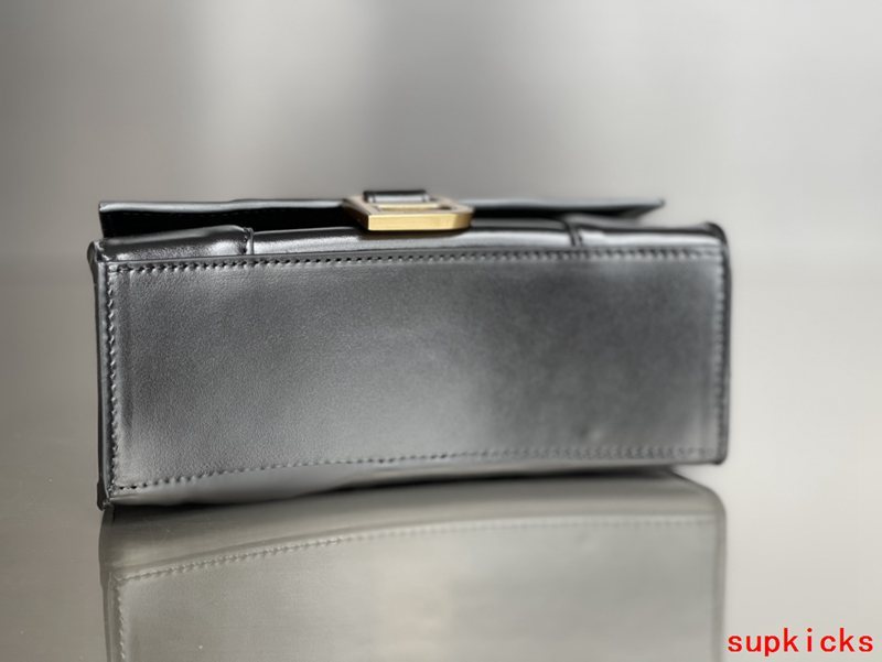 Amelia- BG Hourglass Bags - 027