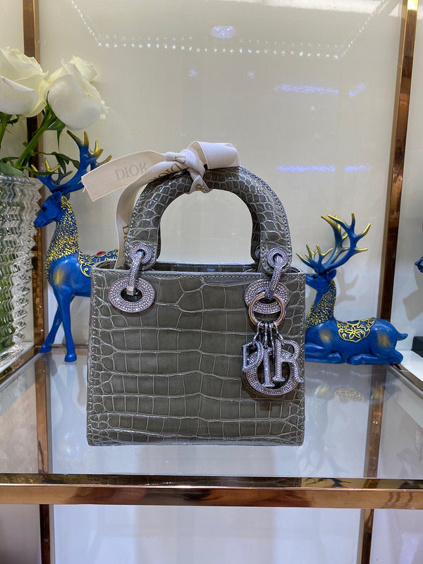 Amelia- DYOR DESIGNER BAGS - 1833
