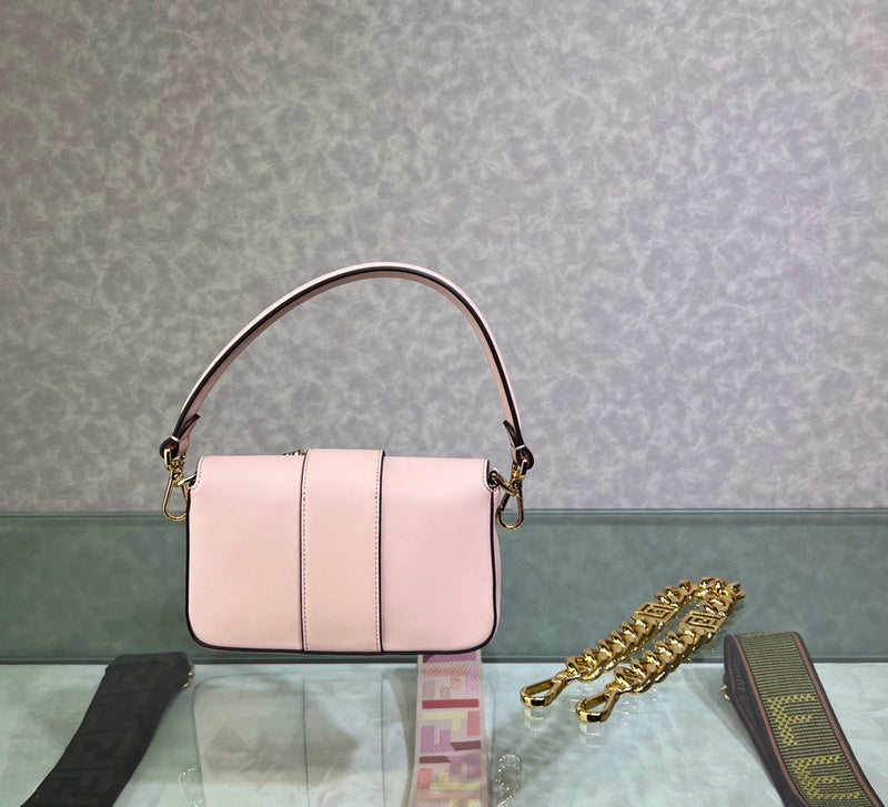 Amelia's Bag Gallery - VAR Bags - 212