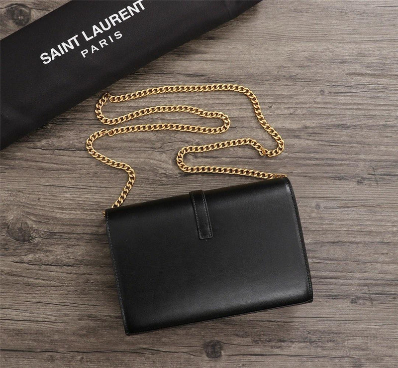 Amelia - YSL Bag - 2917