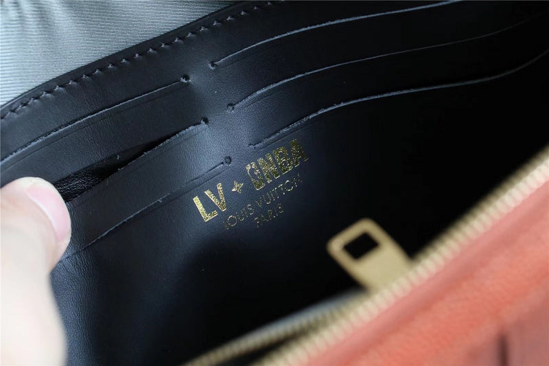 Fan Fashion Lu-Vi bags - 10171