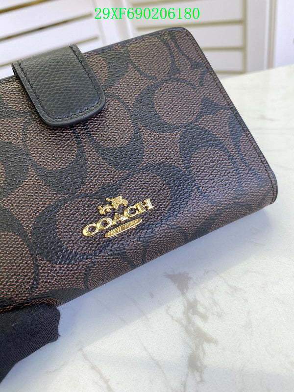 Amelia - CAH Wallet - 040