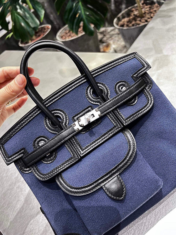 Amelia - HMS Bags - 1549