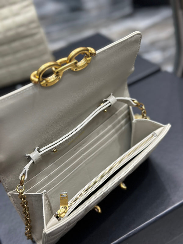Amelia - YSL Bag - 4001