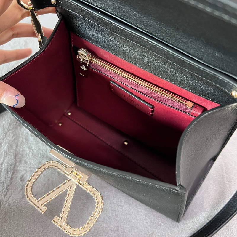Amelia's Bag Gallery - VEL Bags - 687