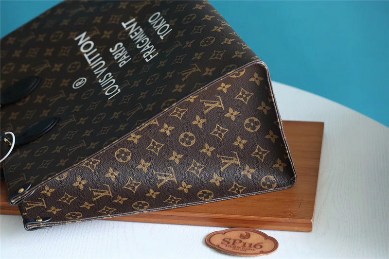 Fan Fashion Lu-Vi bags - 8670