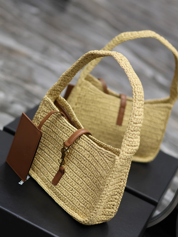 Amelia - YSL Bag - 1827