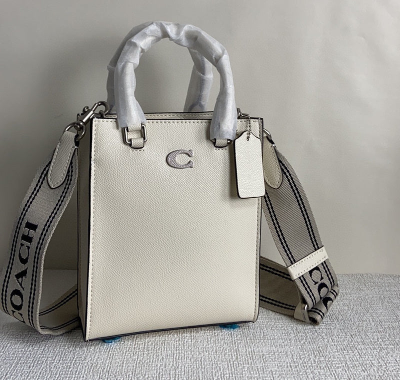 Amelia-i CAH Bags - 044
