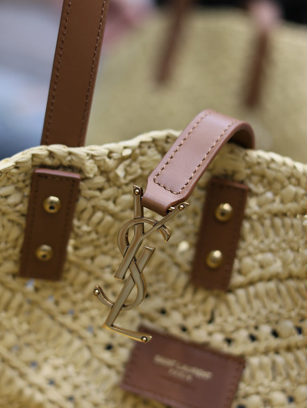 Amelia - YSL Bag - 1822
