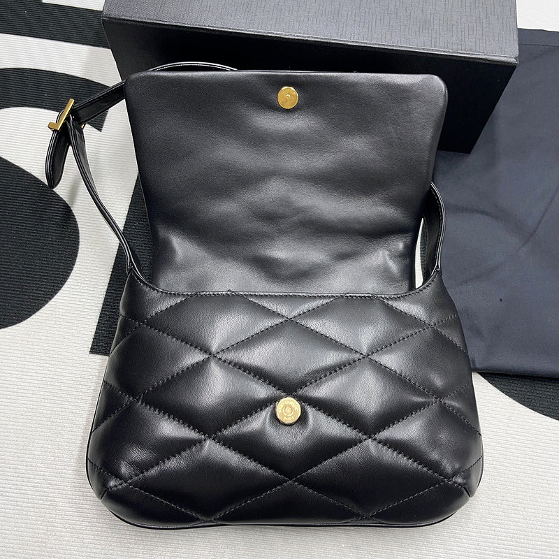 Amelia - YSL Bag - 2067