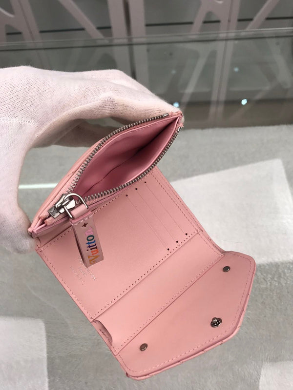 Fan Fashion Lu-Vi bags - 9147