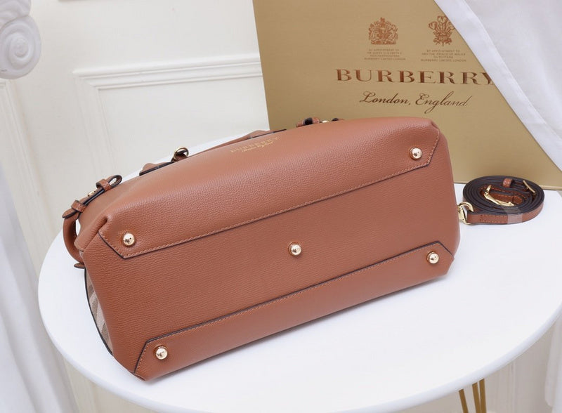 Burberry Bags - Bagsattire   160