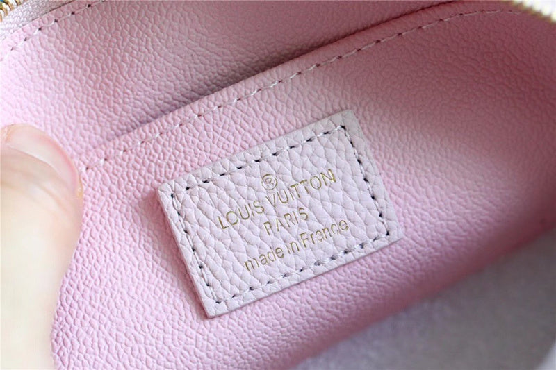 Fan Fashion Lu-Vi bags - 8905