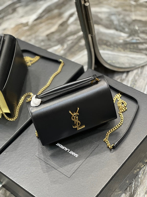 Amelia - YSL Bag - 1914
