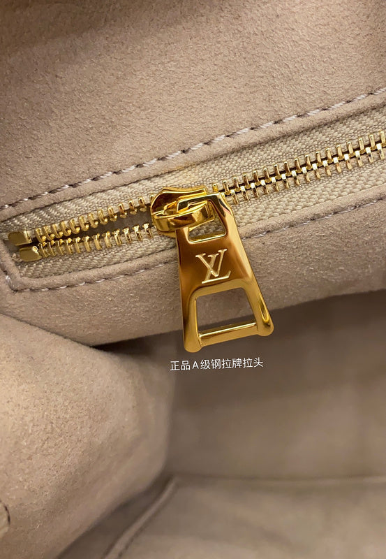 Amelia's Bag Gallery - LOV Bags - 1045