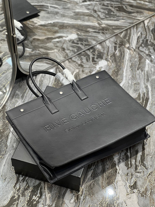 Amelia - YSL Bag - 3973