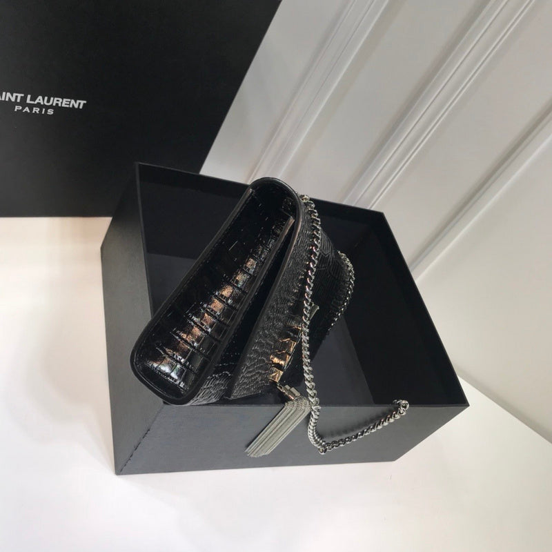 Amelia - YSL Bag - 2215