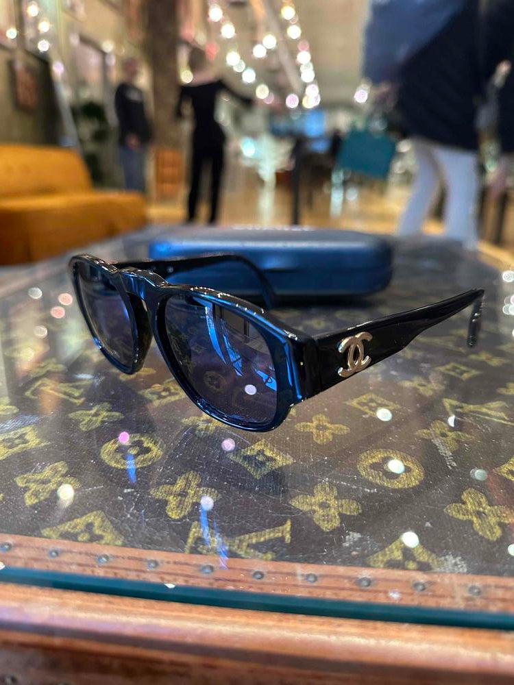 Chanel Spring/Summer 1991   Black Sunglasses