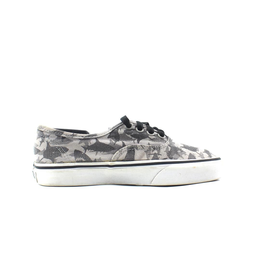 VANS AUTHENTIC