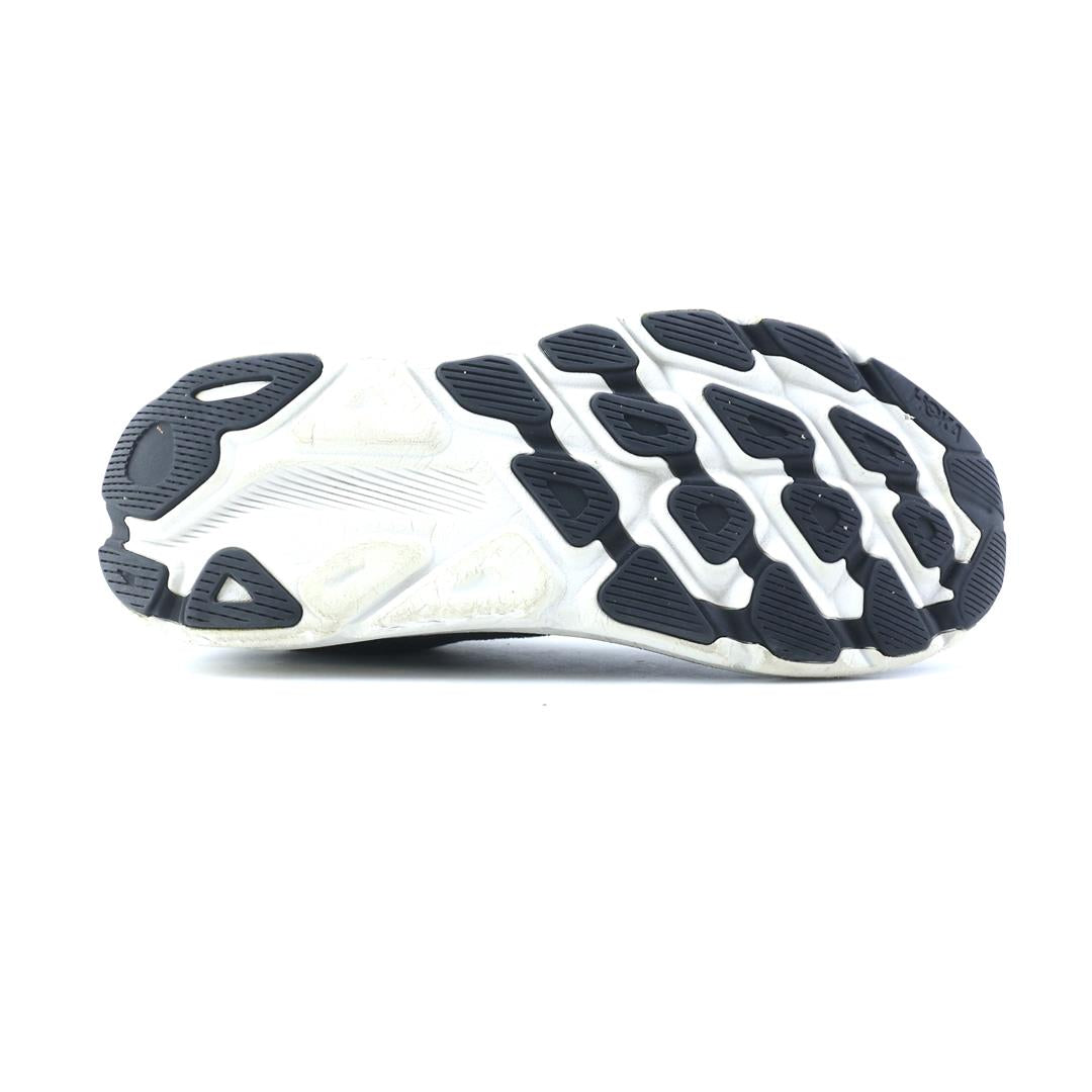 HOKA ONE ONE CLIFTON 9
