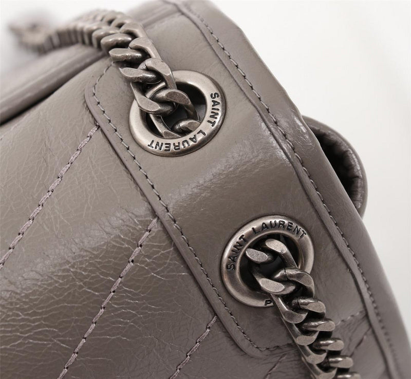 Amelia - YSL Bag - 2642