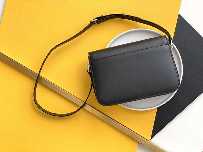Amelia - YSL Bag - 4153