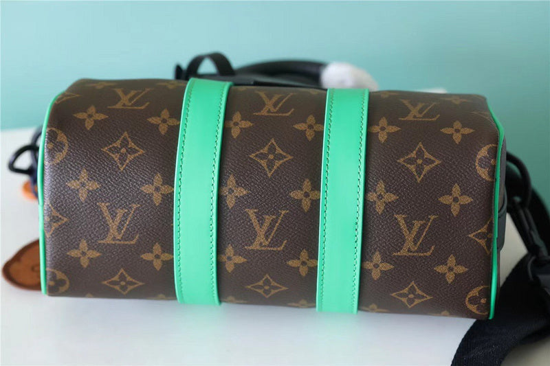 Fan Fashion Lu-Vi bags - 11256