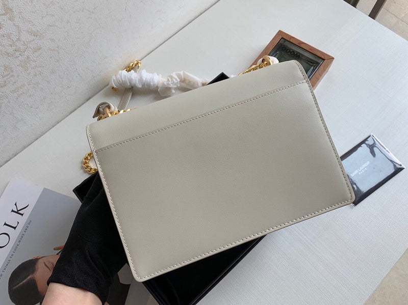 Amelia - YSL Bag - 2031
