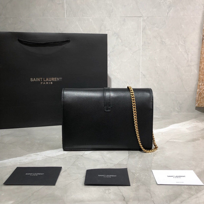 Amelia - YSL Bag - 4077