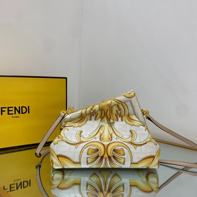 Amelia's Bag Gallery - VAR Bags - 204