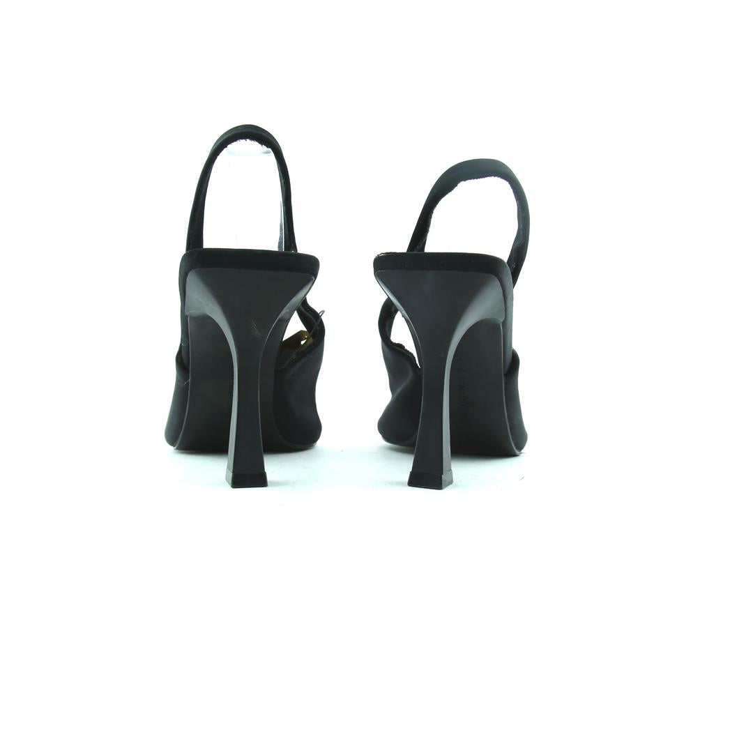 STRADIVARIUS .