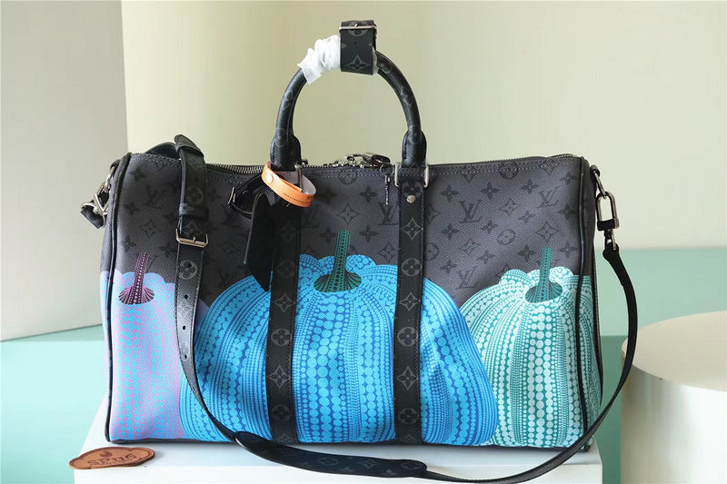 Fan Fashion Lu-Vi bags - 11150