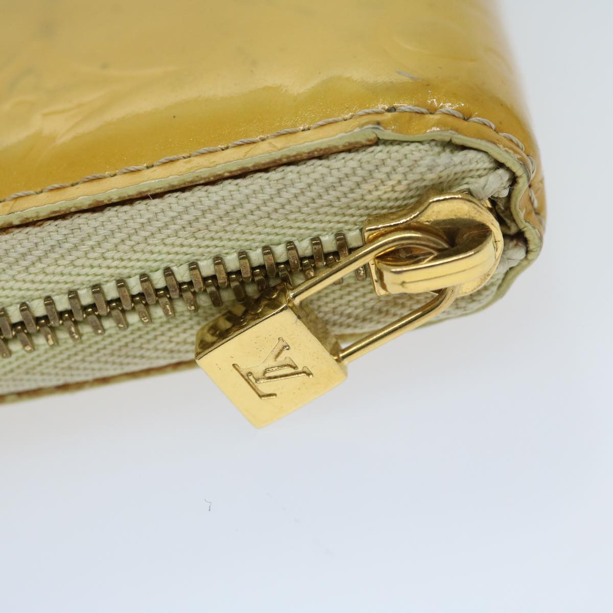 LOUIS VUITTON Venus Wallet