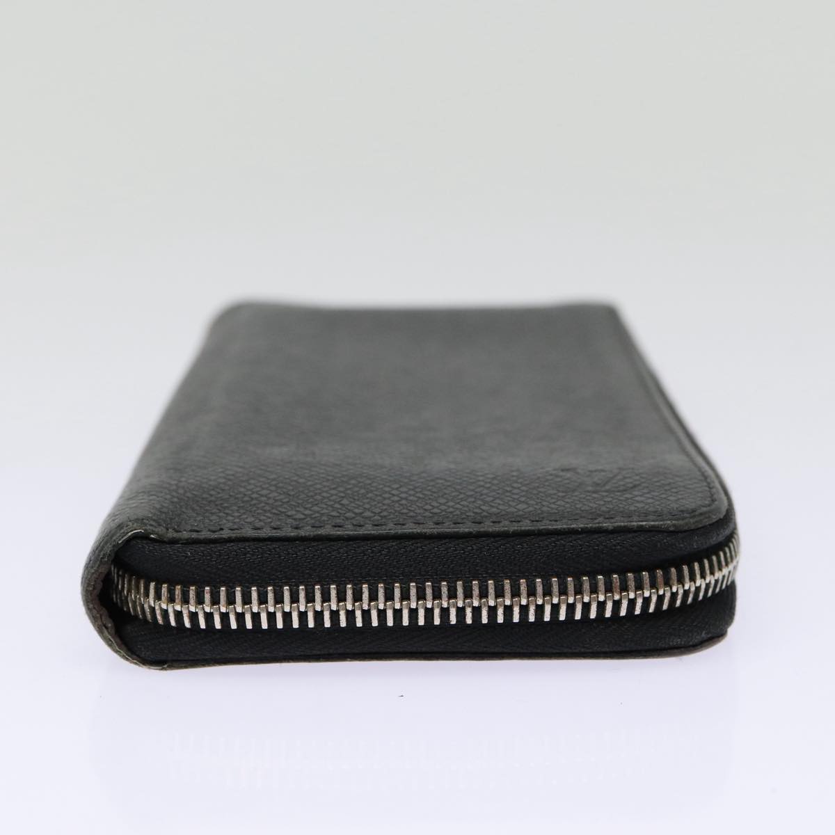 LOUIS VUITTON Zippy wallet