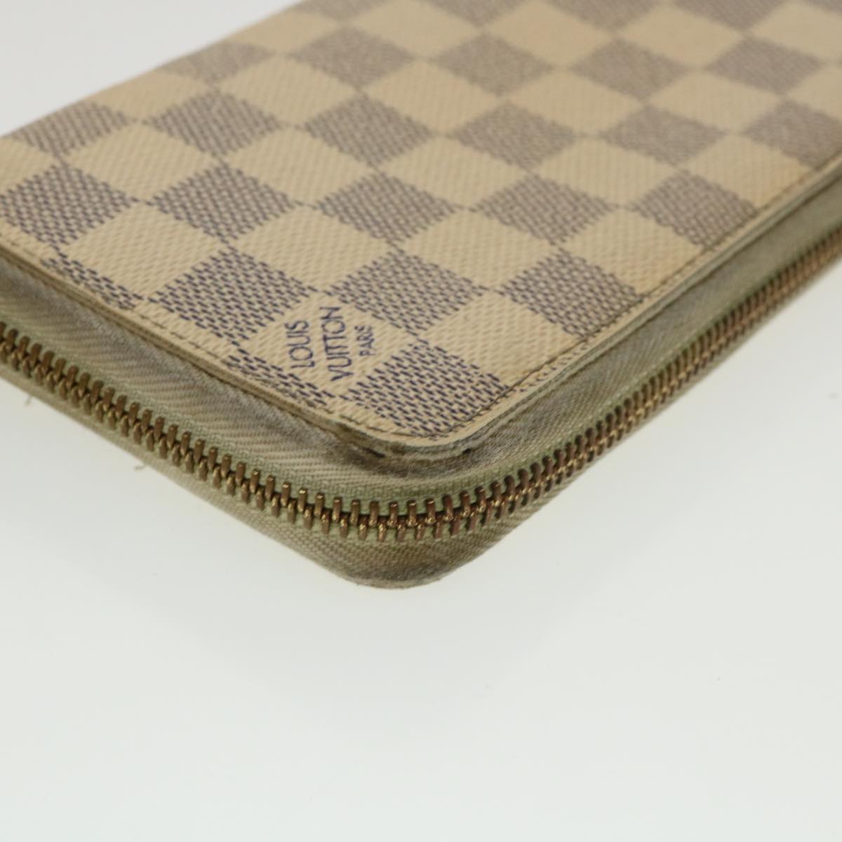 LOUIS VUITTON Zippy wallet