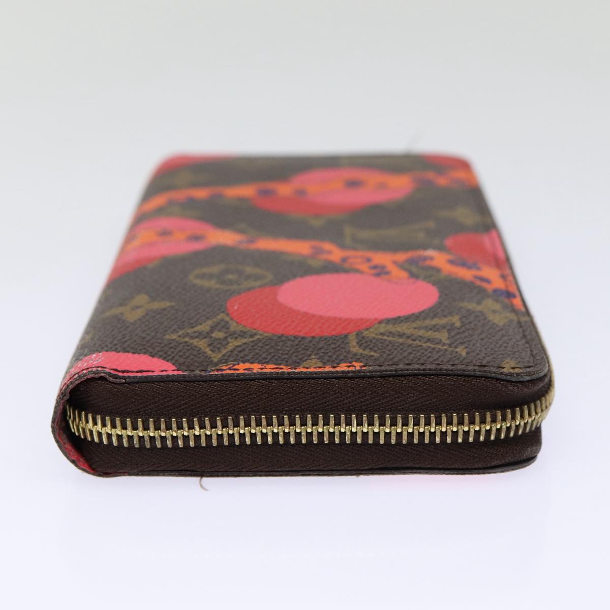 LOUIS VUITTON Zippy wallet