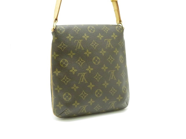Louis Vuitton M tte Salsa Short Monogram