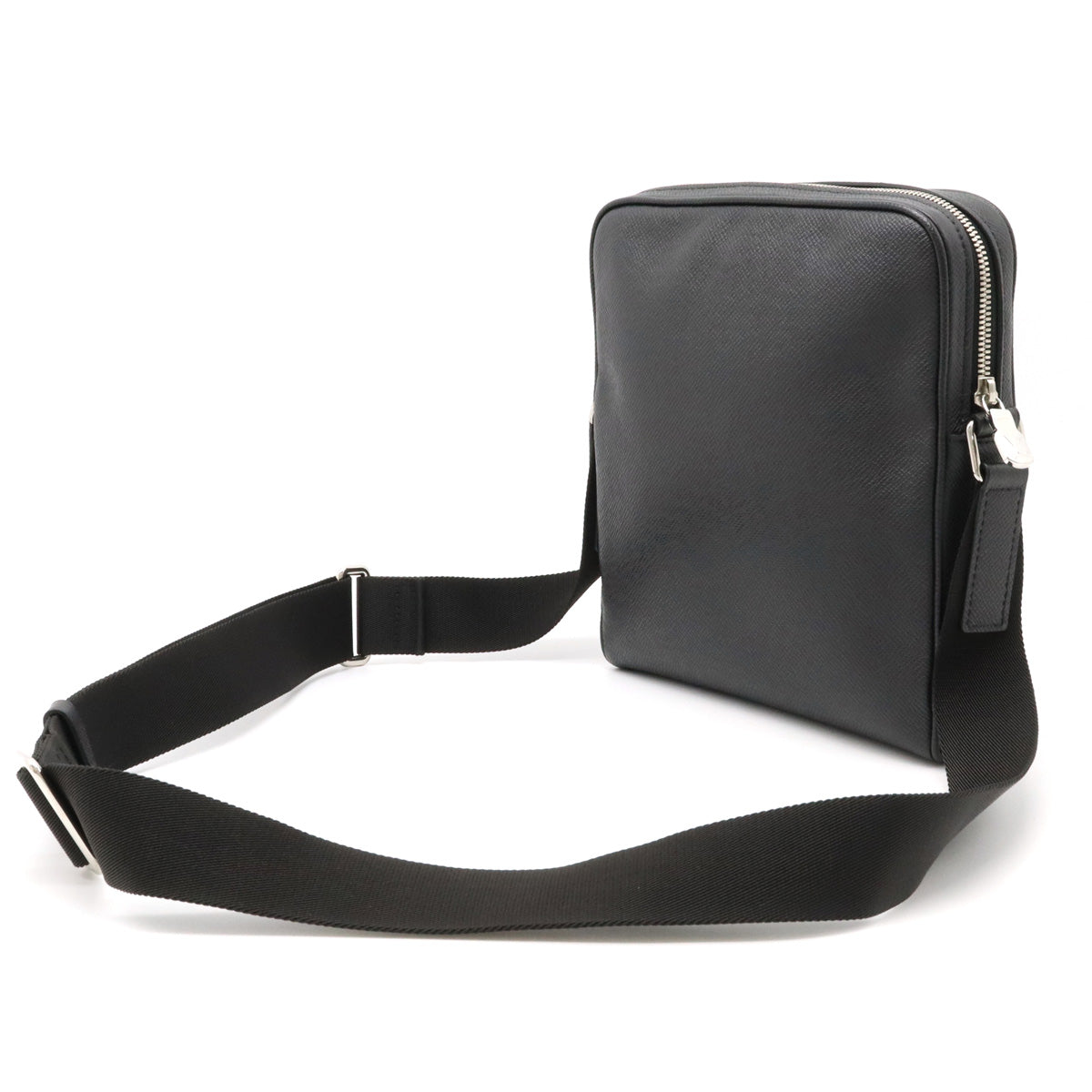 Louis Vuitton Taiga Messenger PM Diagonal Shoulder Noir Black