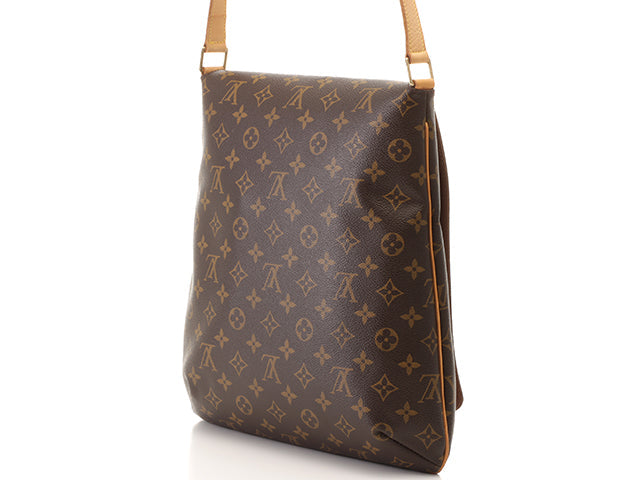 Louis Vuitton M tte Monogram
