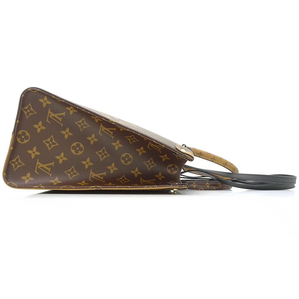 Louis Vuitton Monogram Giant Reverse On The Go MM Brown