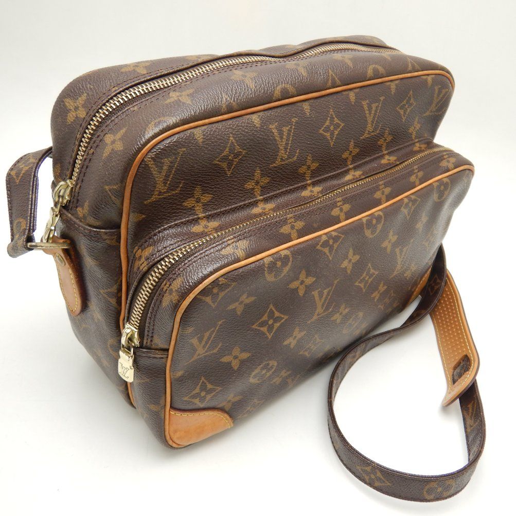 Louis Vuitton Monogram Crossbody Shoulder Bag Brown